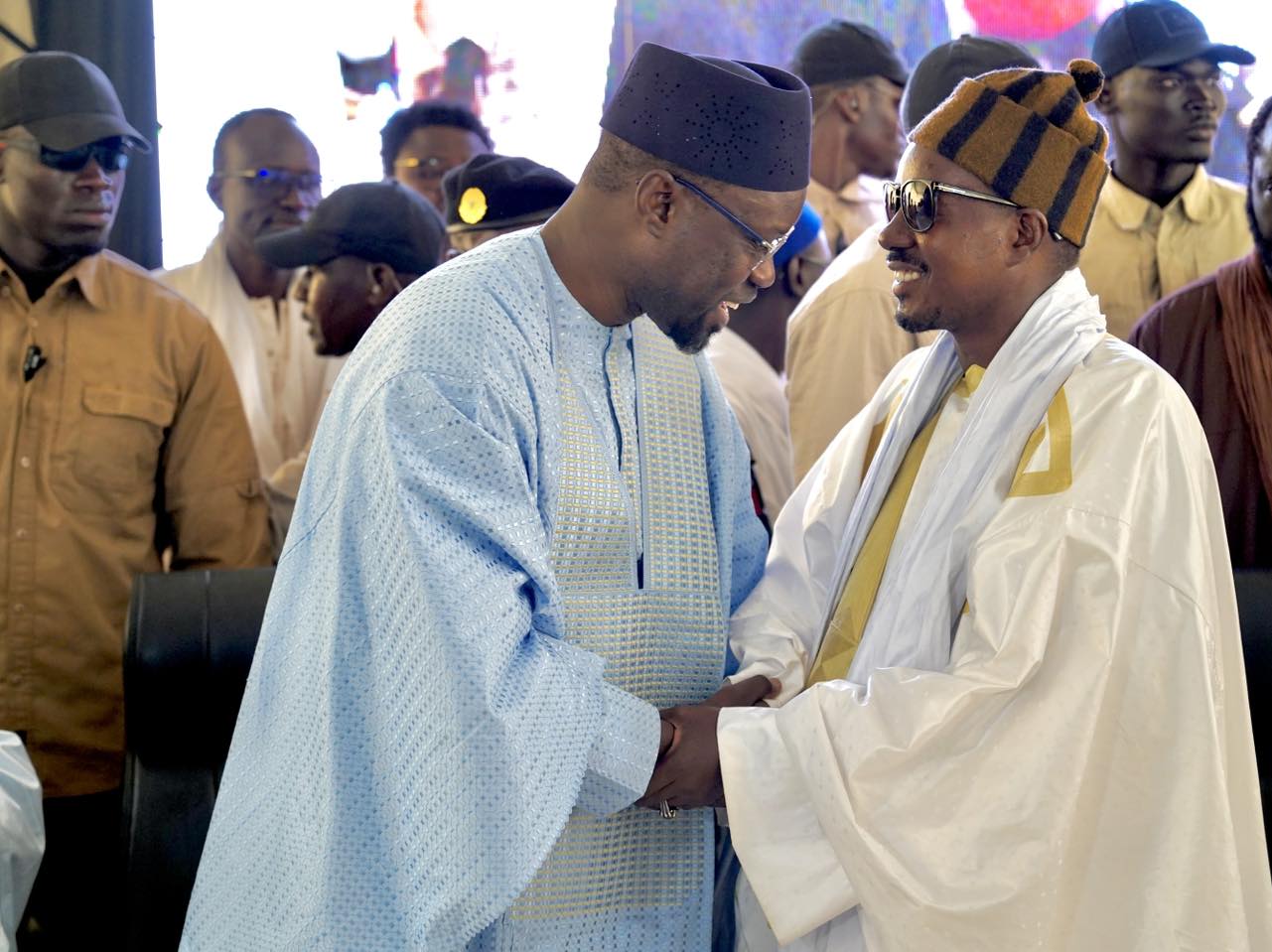 Touba : Ousmane Sonko présente ses condoléances à la famille de Serigne Cheikh Saliou Mbacké