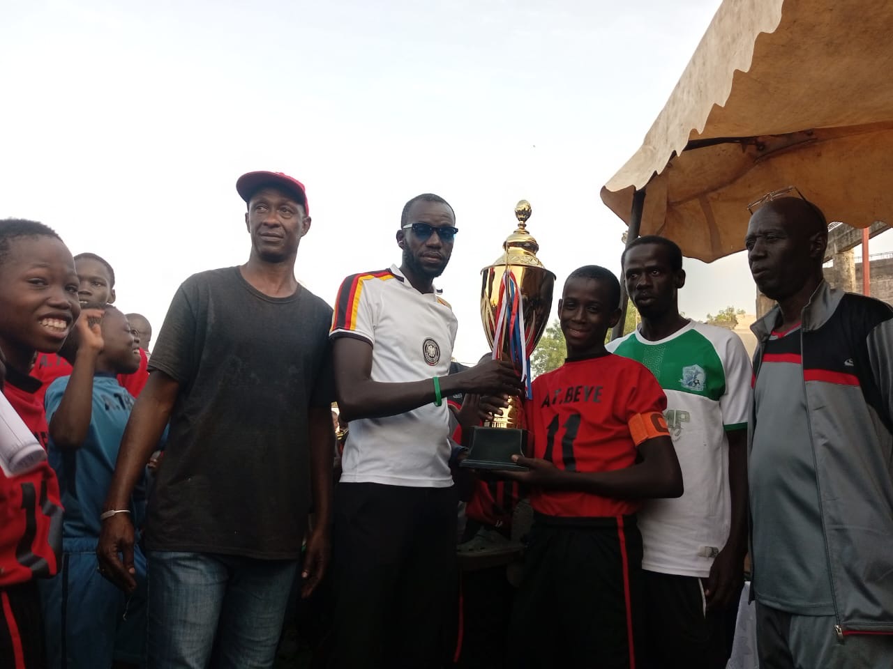 Ziguinchor : L’école Amadou Tidiane Béye remporte la finale du sport scolaire élémentaire.