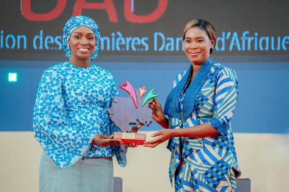 Gabon : La Première Dame du Sénégal, Marie Khone Faye Faye, participe au lancement de l’initiative Building Resilience