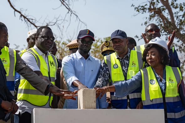 Médina Yoro Foulah-Tournée économique  : Bassirou Diomaye Faye lance la construction d’un centre de santé moderne