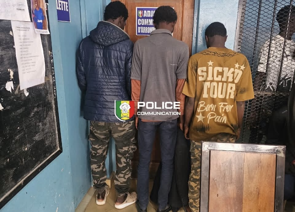Grand Yoff- Ils forçaient leurs victimes à vider leur Mobile Money : trois malfaiteurs arrêtés