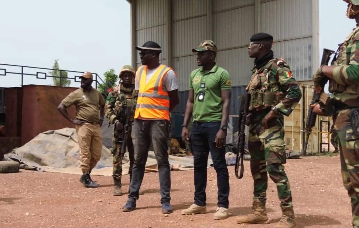 Kédougou : les Douanes et le 34e Bataillon frappent un grand coup contre l’orpaillage clandestin et la contrebande.