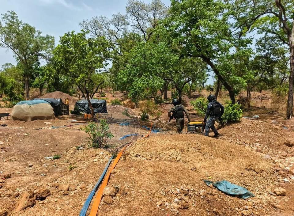 Démantèlement de sites d’orpaillage clandestins à Missira Sirimana : un important lot de matériel saisi