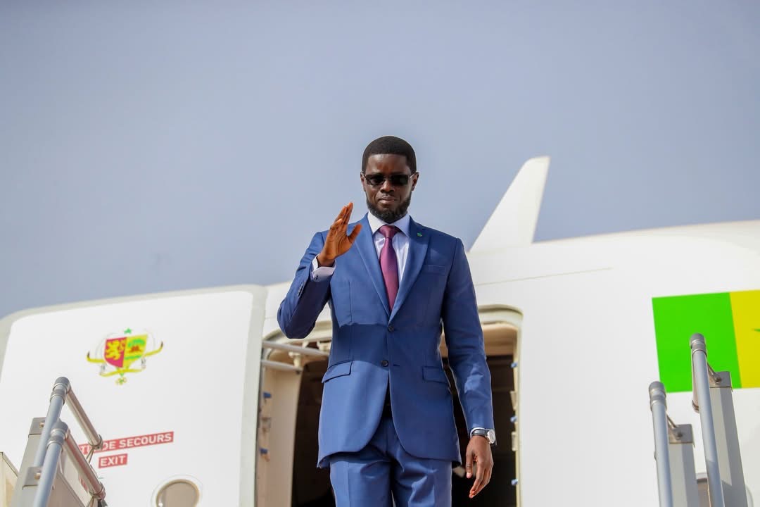 Dakar–Banjul : Bassirou Diomaye Faye en Gambie pour consolider les liens historiques et la coopération bilatérale