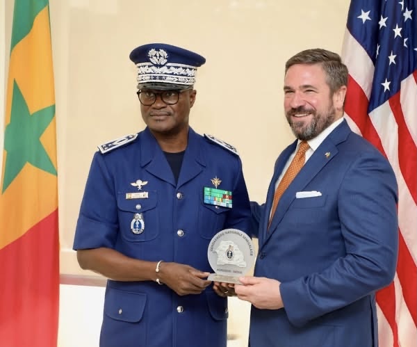 Coopération sécuritaire : le FBI et les autorités sénégalaises renforcent leurs liens opérationnels