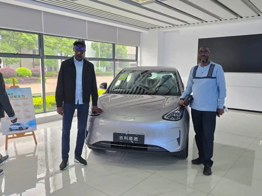 Transition verte : le Sénégal réceptionne ses premiers taxis électriques pour transformer le transport urbain