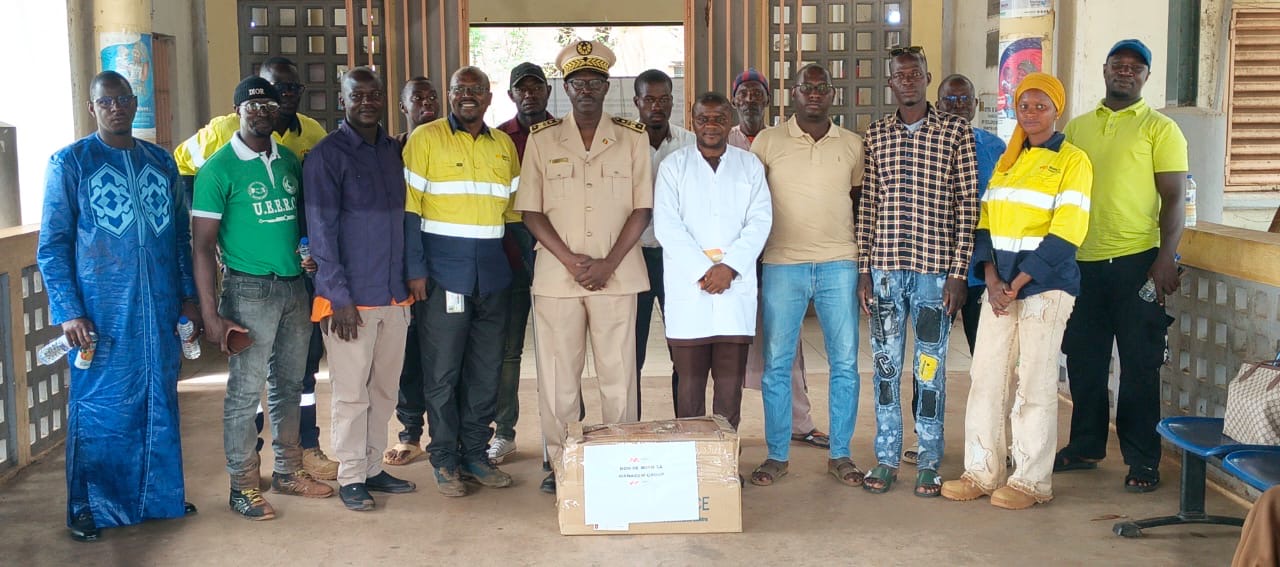 Saraya : Boto S.A. offre des médicaments d’une valeur de 12 millions FCFA aux structures sanitaires