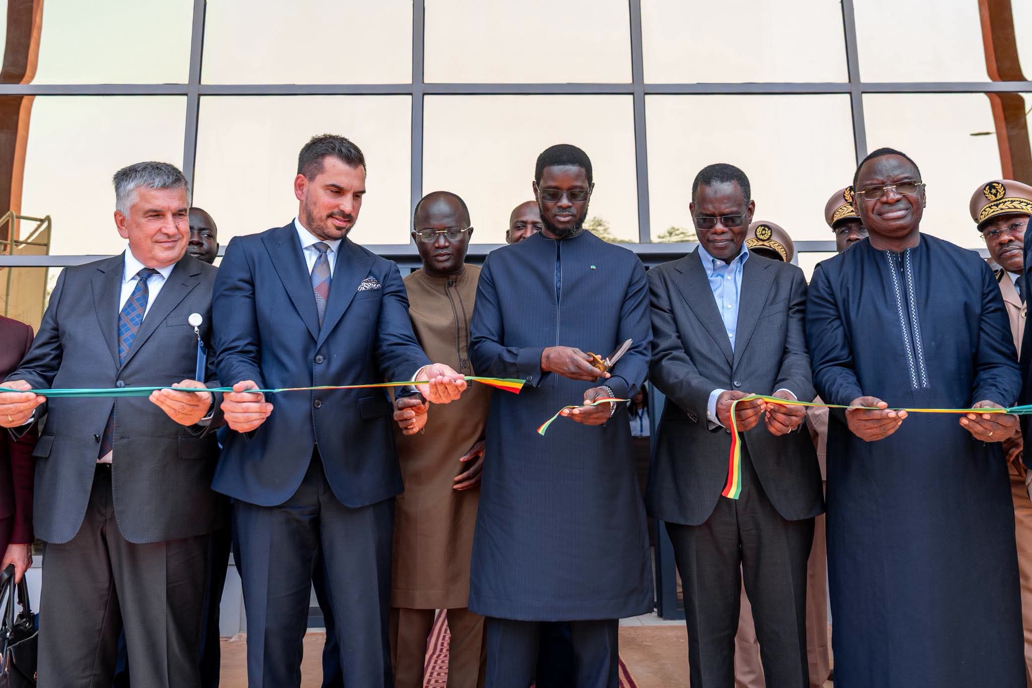 TER, gare de Sébikotane et industrie textile : Bassirou Diomaye Faye mise sur une économie de production