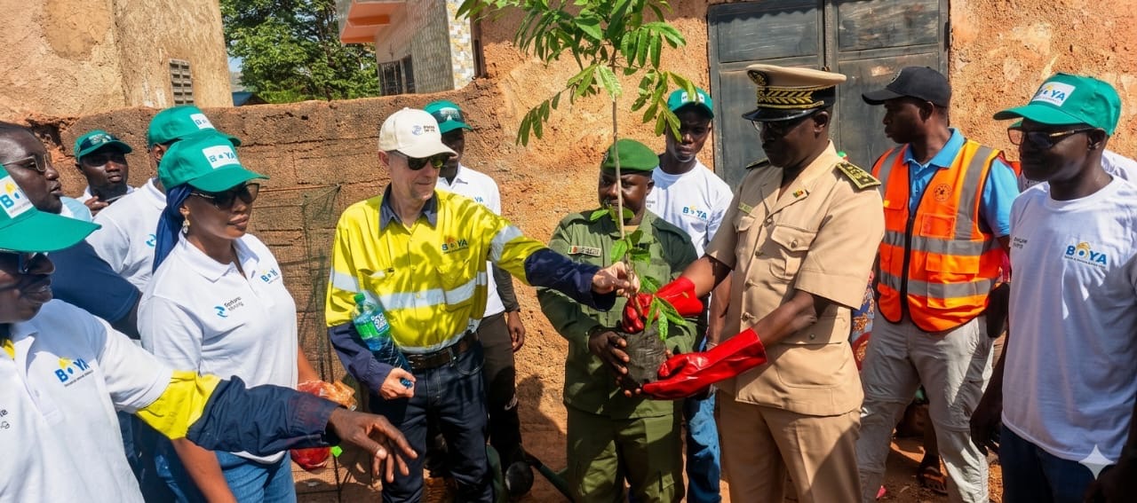 Saraya/Journée mondiale de l&rsquo;Environnement : BOYA SA mobilise les communautés autour de l&rsquo;action climatique à Gamba-Gamba et Kharakhéna
